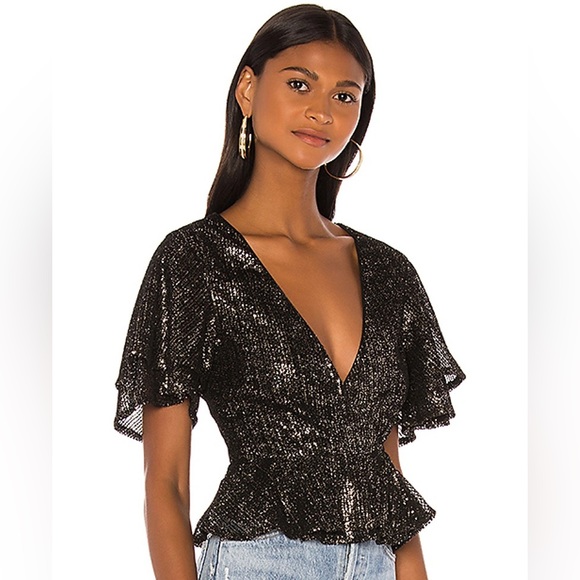 House of Harlow 1960 x Revolve Suri Sequin Wrap V-Neck Ruffle Sleeve Cropped Top - Picture 3 of 5